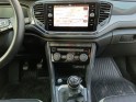 Volkswagen t-roc 1.6 tdi 115 start/stop bvm6 carat - garantie 12 mois occasion simplicicar lyon ouest simplicicar...