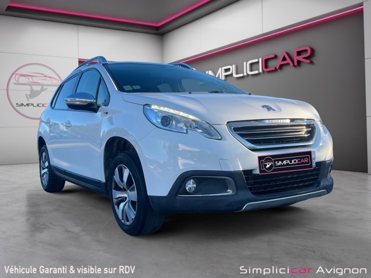 Peugeot 2008 1.2 puretech 82ch bvm5 style occasion avignon (84) simplicicar simplicibike france