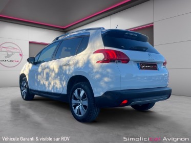 Peugeot 2008 1.2 puretech 82ch bvm5 style occasion avignon (84) simplicicar simplicibike france