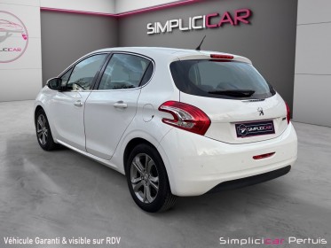 Peugeot 208 1.2 vti 82ch bvm5 allure occasion simplicicar pertuis  simplicicar simplicibike france