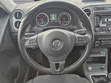 Volkswagen tiguan 2.0 tdi 140 fap bluemotion technology sportline garantie 1 ans occasion simplicicar royan simplicicar...