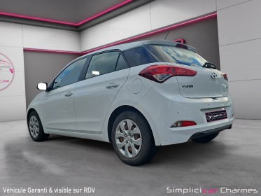 Hyundai i20 1.2 84 intuitive garantie 12  ou 24 mois occasion simplicicar charmes simplicicar simplicibike france