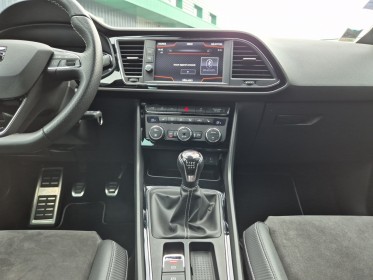 Seat leon 2.0 tsi 300 cupra / entretien constructeur / boite meca / garantie 12 mois occasion  simplicicar nord isere...