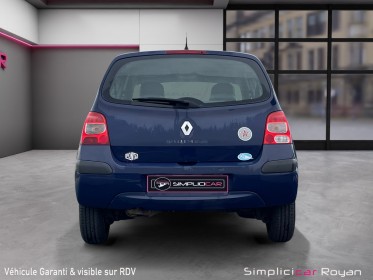 Renault twingo ii 1.5 dci 65 eco2 expression garantie 12 mois occasion simplicicar royan simplicicar simplicibike france