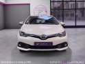 Toyota auris hybride 136h design garantie 12 mois occasion simplicicar lyon ouest simplicicar simplicibike france