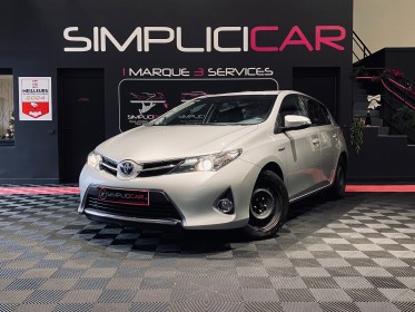 Toyota auris hybride 136h dynamic - garantie 12 mois occasion  simplicicar aix les bains simplicicar simplicibike france