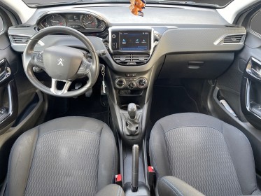 Peugeot 208 1.6 bluehdi 100ch bvm5 style 1ere main garantie 12mois occasion parc voitures beauvais simplicicar simplicibike...