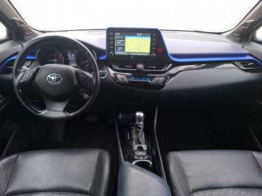 Toyota c-hr hybride rc18 122h collection occasion simplicicar velay simplicicar simplicibike france