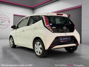 Toyota aygo 1.0 vvt-i x-play caméra de recul occasion troyes simplicicar simplicibike france