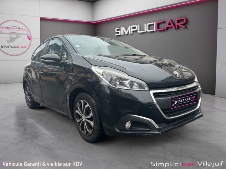 Peugeot 208 1.6 bluehdi 75ch bvm5 access, entretiens a jour, carrosserie correct, bluetooth, occasion simplicicar villejuif ...