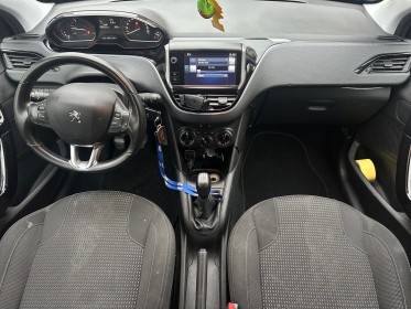 Peugeot 208 1.6 bluehdi 75ch bvm5 access, entretiens a jour, carrosserie correct, bluetooth, occasion simplicicar villejuif ...