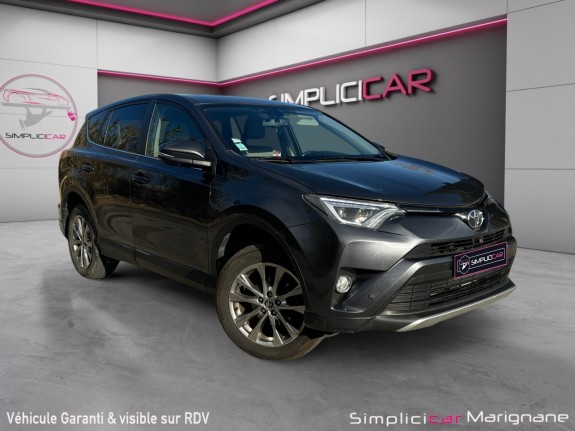 Toyota rav4 143 d-4d 2wd lounge garantie 12 mois toutes options / camera 360 / attelage / cuir chauffants / suivi complet...