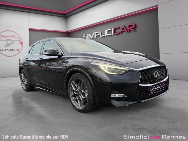 Infiniti q30 170 chevaux  7dct awd q30s  sport city black édition, caméra de recul,  sièges chauffants occasion...