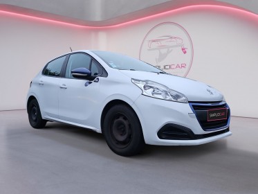 Peugeot 208 like 68 ch climatisation/ regulateur/limiteur occasion simplicicar orgeval  simplicicar simplicibike france