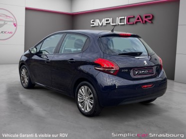 Peugeot 208 1.2 puretech 82ch bvm5 style siege chauffant - gps - bluetooth courroie de distri fait occasion simplicicar...