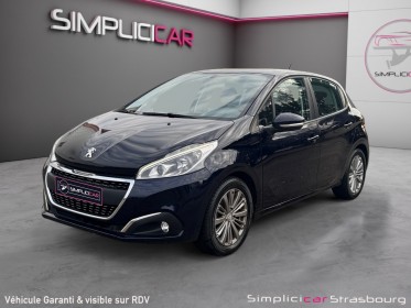 Peugeot 208 1.2 puretech 82ch bvm5 style siege chauffant - gps - bluetooth courroie de distri fait occasion simplicicar...