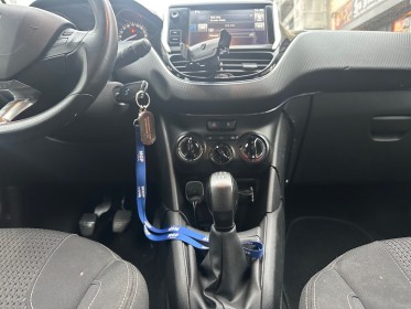 Peugeot 208 1.6 bluehdi 75ch bvm5 access bluetooh, régulateur de vitesse, garantie 12 mois occasion simplicicar villejuif ...