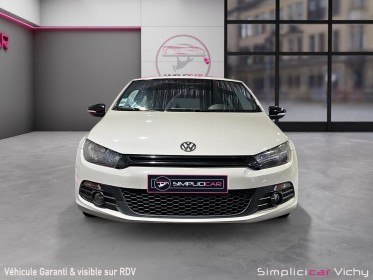 Volkswagen scirocco 2.0 140 ch tdi bvm 6 fap carat révisée garantie 12 mois occasion simplicicar vichy simplicicar...