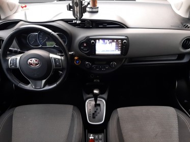 Toyota yaris hybride 100h france caméra de recul  bluetooh full entretien toyota garantie 12 mois occasion simplicicar...