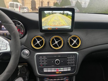 Mercedes classe gla 45 4-matic mercedes-amg a toit ouvrant caméra de recul  carplay garantie 12 mois occasion simplicicar...