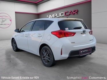 Toyota auris hybride 136h  feel! occasion simplicicar colomiers  simplicicar simplicibike france