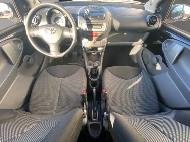 Toyota aygo 1.0 vvt-i in - idéal petit budget/jeune permis, climatisation, vitres électriques - garantie 12 mois occasion...