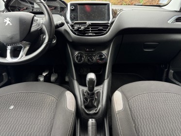 Peugeot 208 1.4 hdi 68ch bvm5 style avec attelage  garantie 12 mois occasion simplicicar limoges  simplicicar simplicibike...