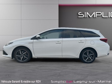 Toyota auris touring sports pro my17 hybride   pro 136h design occasion simplicicar lagny  simplicicar simplicibike france