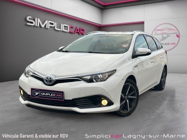 Toyota auris touring sports pro my17 hybride   pro 136h design occasion simplicicar lagny  simplicicar simplicibike france