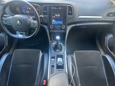 Renault megane iv berline tce 130 energy intens, bluetooth, gps, camera de recul,  garantie 12 mois occasion simplicicar...