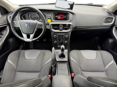 Volvo v40 d2 120 momentum - caméra de recul occasion simplicicar orgeval  simplicicar simplicibike france