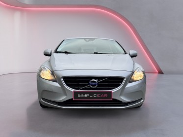 Volvo v40 d2 120 momentum - caméra de recul occasion simplicicar orgeval  simplicicar simplicibike france