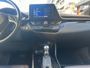 Toyota c-hr pro 116ch turbo cvt 4wd, camera de recul, carplay, première main, garantie 12mois occasion simplicicar villejuif...