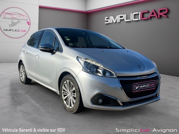 Peugeot 208 1.6 bluehdi 100ch ss bvm5 allure occasion avignon (84) simplicicar simplicibike france