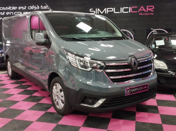 Renault trafic fourgon gn l2h1 3000 kg blue dci 150 edc grand confort garantie constructeur avec seulement 486 kms occasion...