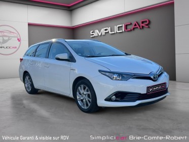 Toyota auris my17 hybride 136h tendance occasion simplicicar brie-comte-robert simplicicar simplicibike france