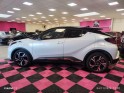 Toyota c-hr hybride my22 1.8l série spéciale collection 122 cv garantie constructeur 2026 seulement 2600 kms occasion...