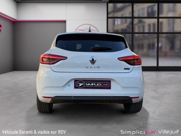 Renault clio v e-tech full hybrid 145 techno garantie 12 mois occasion simplicicar villejuif  simplicicar simplicibike france