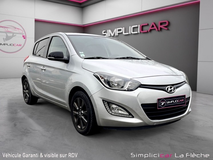 Hyundai i20 1.1 crdi 75 distribution à chaine occasion simplicicar la fleche simplicicar simplicibike france