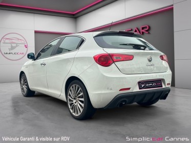 Alfa romeo giulietta 2.0 jtdm 170 ch ss distinctive occasion simplicicar frejus  simplicicar simplicibike france