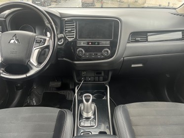 Mitsubishi outlander phev 2.4l phev twin motor 4wd intense entretiens garantie 12 mois occasion montreuil (porte de...