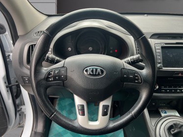 Kia sportage 1.7 crdi 115 isg 2wd style, caméra de recul., garantie 12 mois occasion simplicicar villejuif  simplicicar...