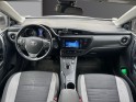 Toyota auris touring sports collection hybride 136h dynamic, garantie 12 mois, camera de recul, gps occasion simplicicar...