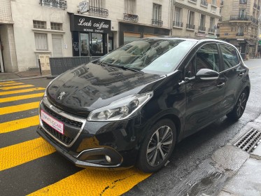 Peugeot 208 1.2 puretech 82ch bvm5 allure occasion paris 15ème (75) simplicicar simplicibike france