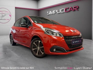 Peugeot 208 1.2 puretech 82ch - garantis 12 mois occasion simplicicar lyon ouest simplicicar simplicibike france