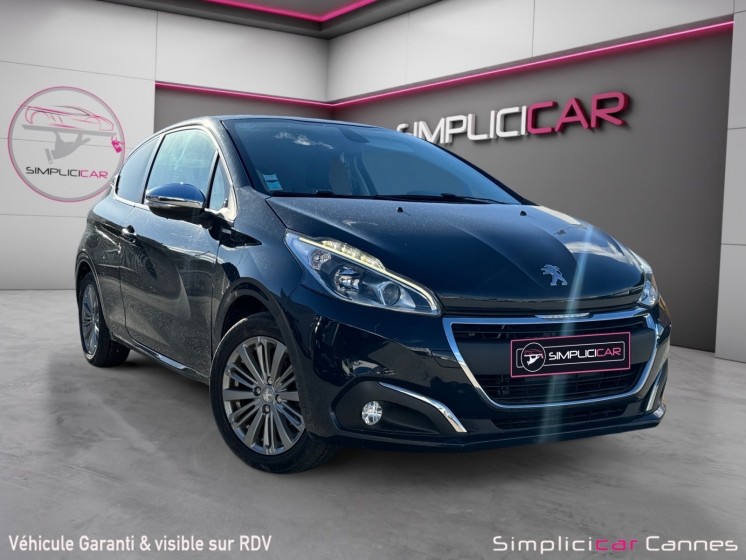 Peugeot 208 82ch - caméra de recul  carplay occasion simplicicar frejus  simplicicar simplicibike france