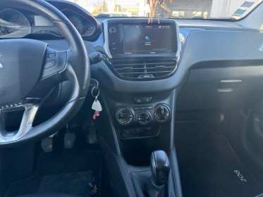 Peugeot 208 82ch - caméra de recul  carplay occasion simplicicar frejus  simplicicar simplicibike france