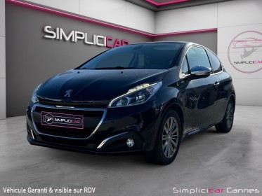 Peugeot 208 82ch - caméra de recul  carplay occasion simplicicar frejus  simplicicar simplicibike france