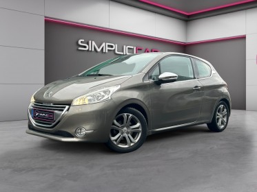 Peugeot 208 1.6 vti 120ch bvm5 allure - garantie 1 an - 2ème main occasion  simplicicar nord isere simplicicar simplicibike...