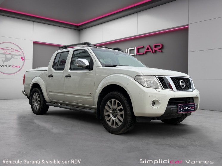 Nissan navara 3.0 v6 dci 231 euro 5 double cab a garantie 12 mois superbe état 5 places occasion scl 56 - simplicicar vannes...